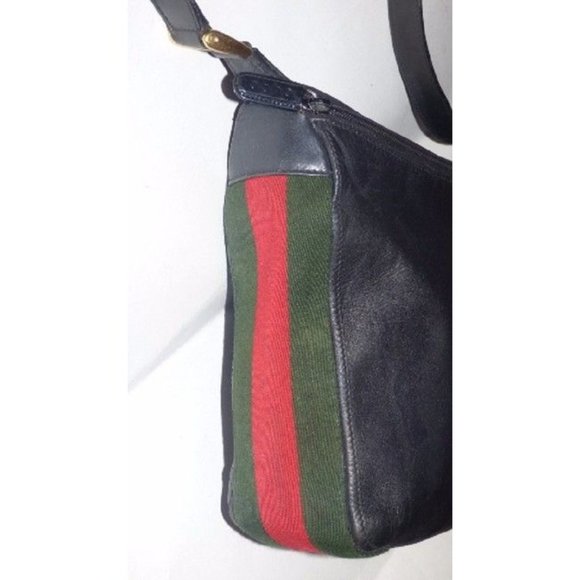 Gucci Vintage Hobo Black Leather Bag with Red Green Webbie Stripe - Picture 6 of 7
